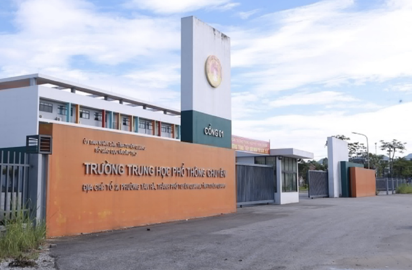 Khởi tố Hiệu trưởng Trường THPT Chuyên Tuyên Quang